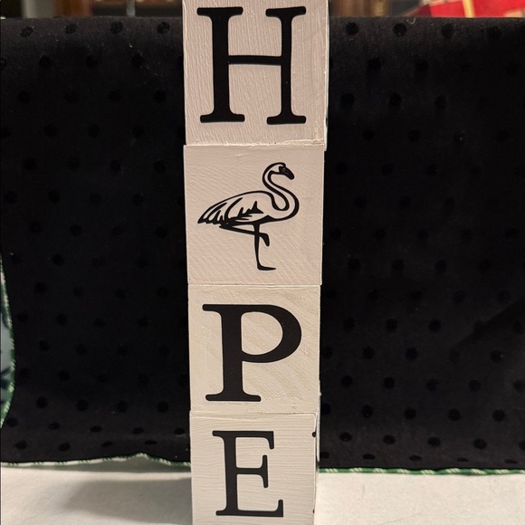 White Block Decor with 4 Designs and 4 words - Picture 13 of 13